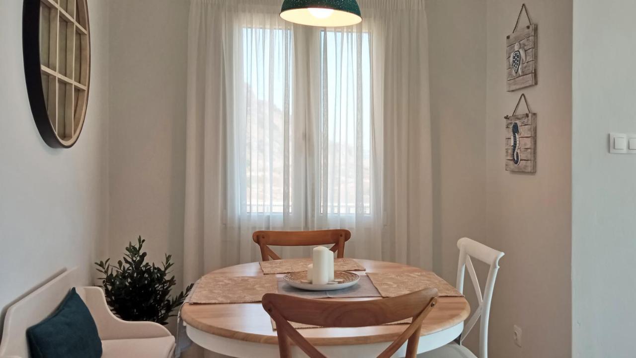 Isalo Villa Makrýgialos 外观 照片