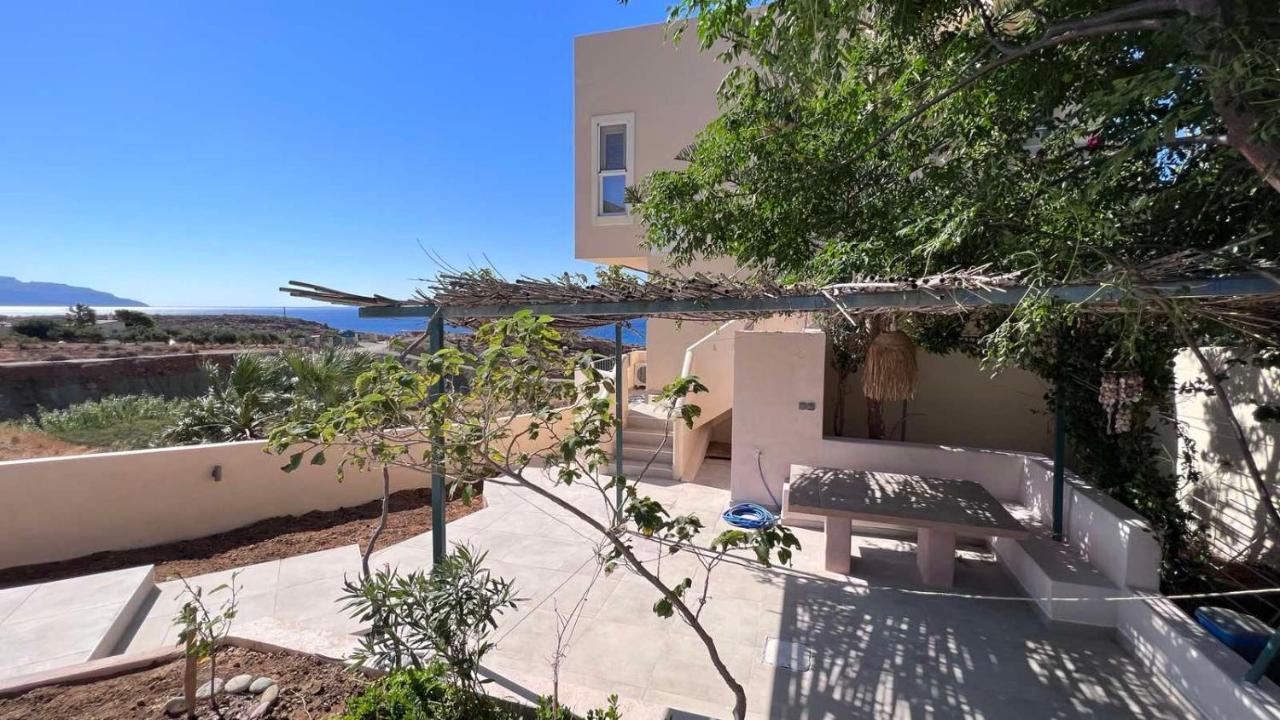 Isalo Villa Makrýgialos 外观 照片